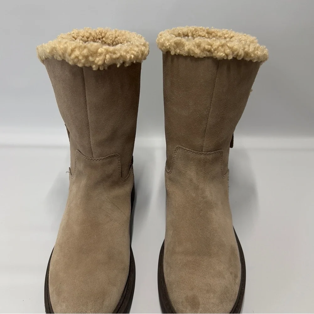 CLARKS Sherpa lined Suede Winter Outdoor Boot